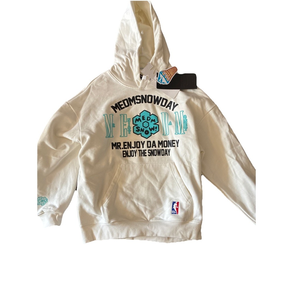 NWT. Snow Day 'Mr Enjoy The Money' White Hoodie. Men's Size Small. Brand New